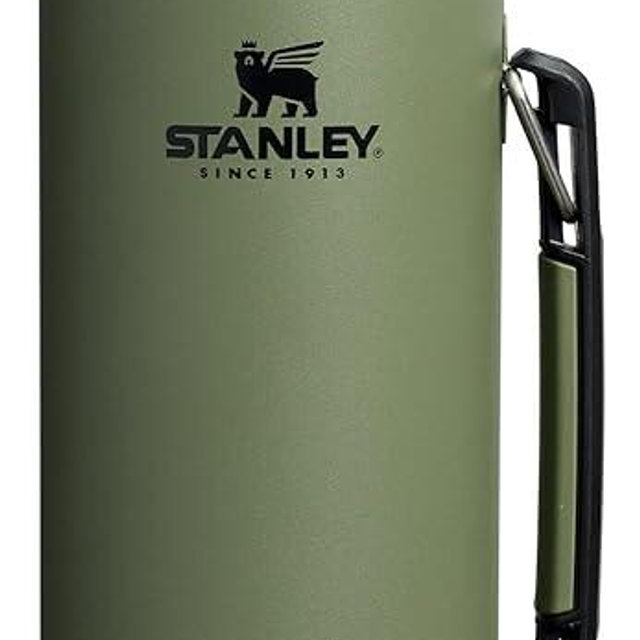 Stanley Classic Legendary Vacuum Bottle