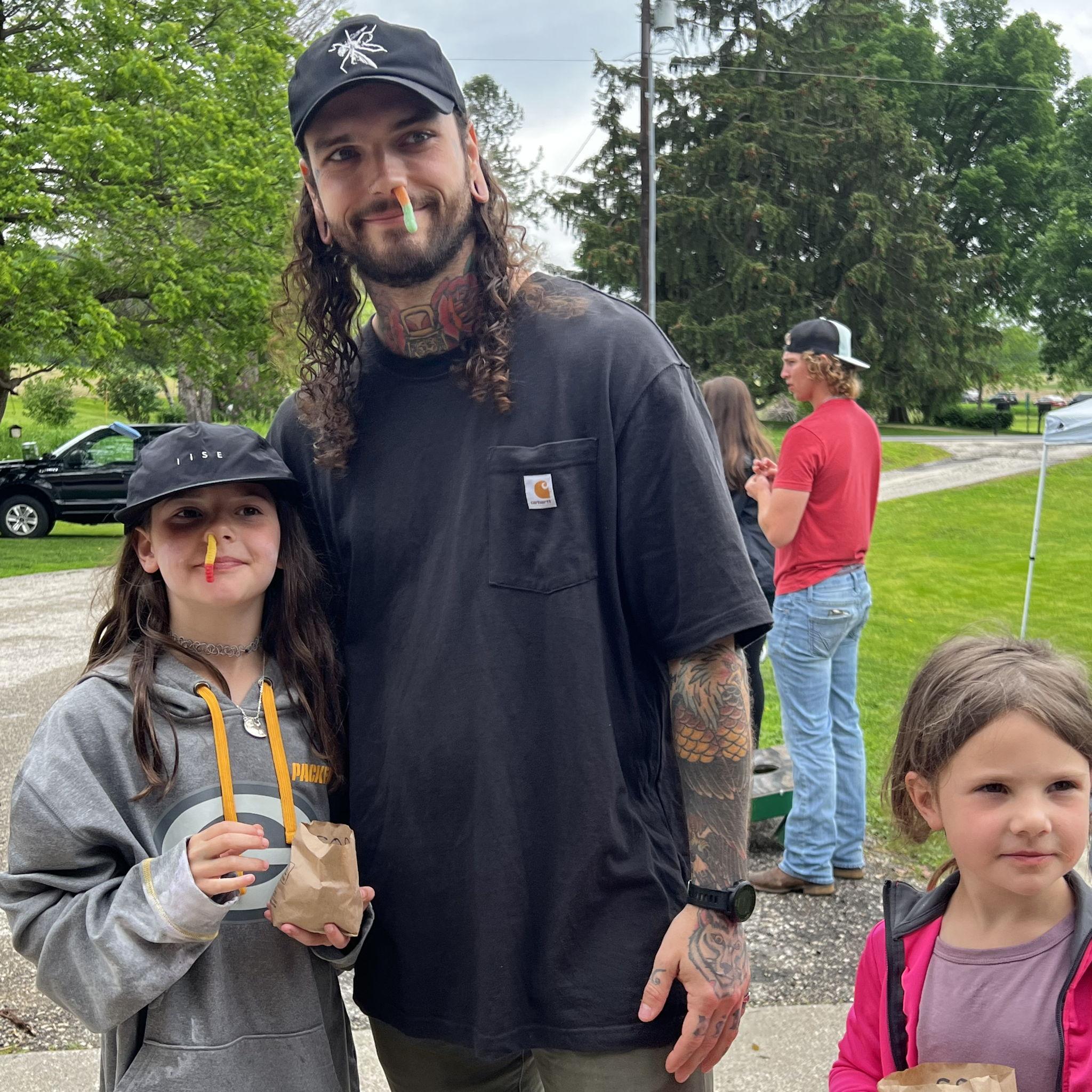 Sawyer + nieces, Evie & Brielle. 2022