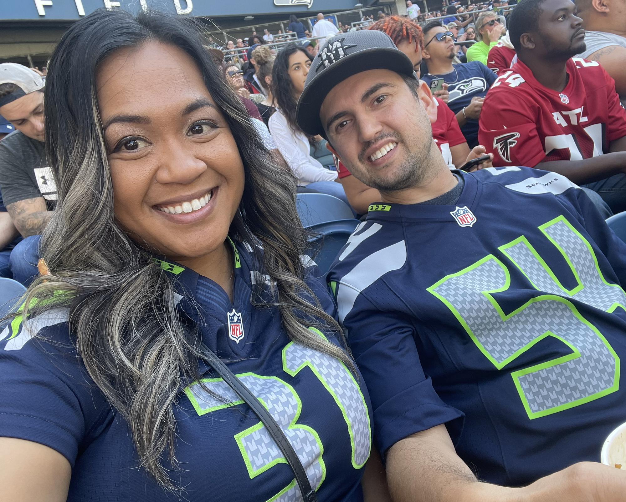 GO HAWKS!!!! 💙💚