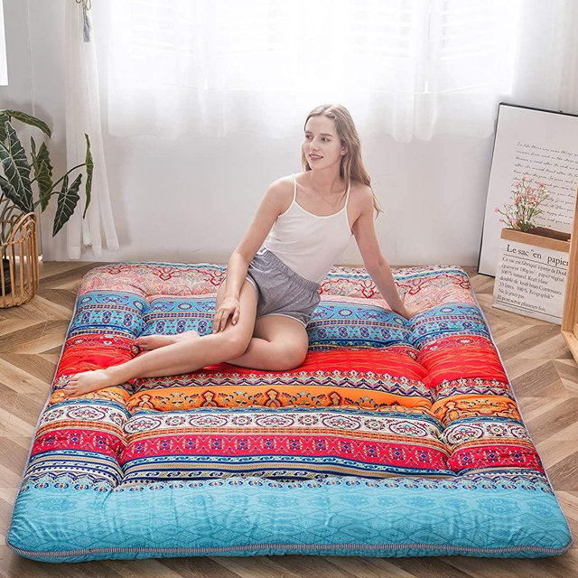MAXYOYO Bohemian Retro Floor Mattress Vintage Floral Japanese Futon Mattress Roll Up Tatami Floor Mat Foldable Bed Portable Camping Mattress Sleeping Pad Floor Lounger Couch Bed Twin Size