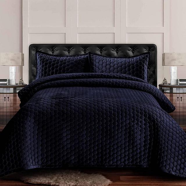 Tribeca Living Velvet King Quilt, Three-Piece Honeycomb Stitch Bedding Set Includes One Oversized Quilt & Two Sham Pillowcases, 260GSM Super Soft Velvet, Lugano/Indigo