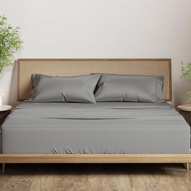 THREAD SPREAD 80% Cotton, 20% Viscose Derived from Bamboo Sheets Queen - 4 Piece Bamboo Sheets for Queen Size Bed, Silky Soft, Luxury Cooling Bedsheet Set, Fits Upto 18" Deep Pocket - Dark Grey