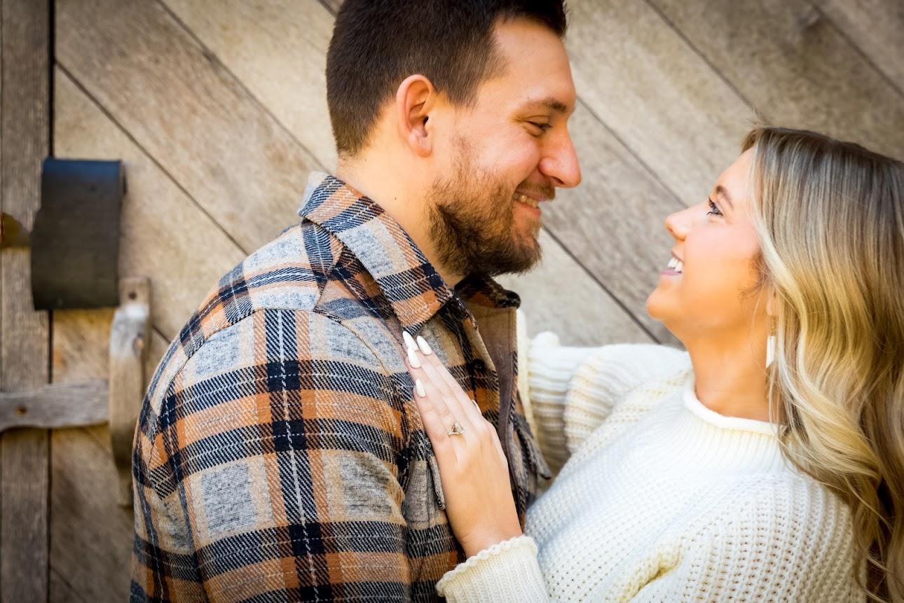 The Wedding Website of Donnelle Host and Zak Kujawa