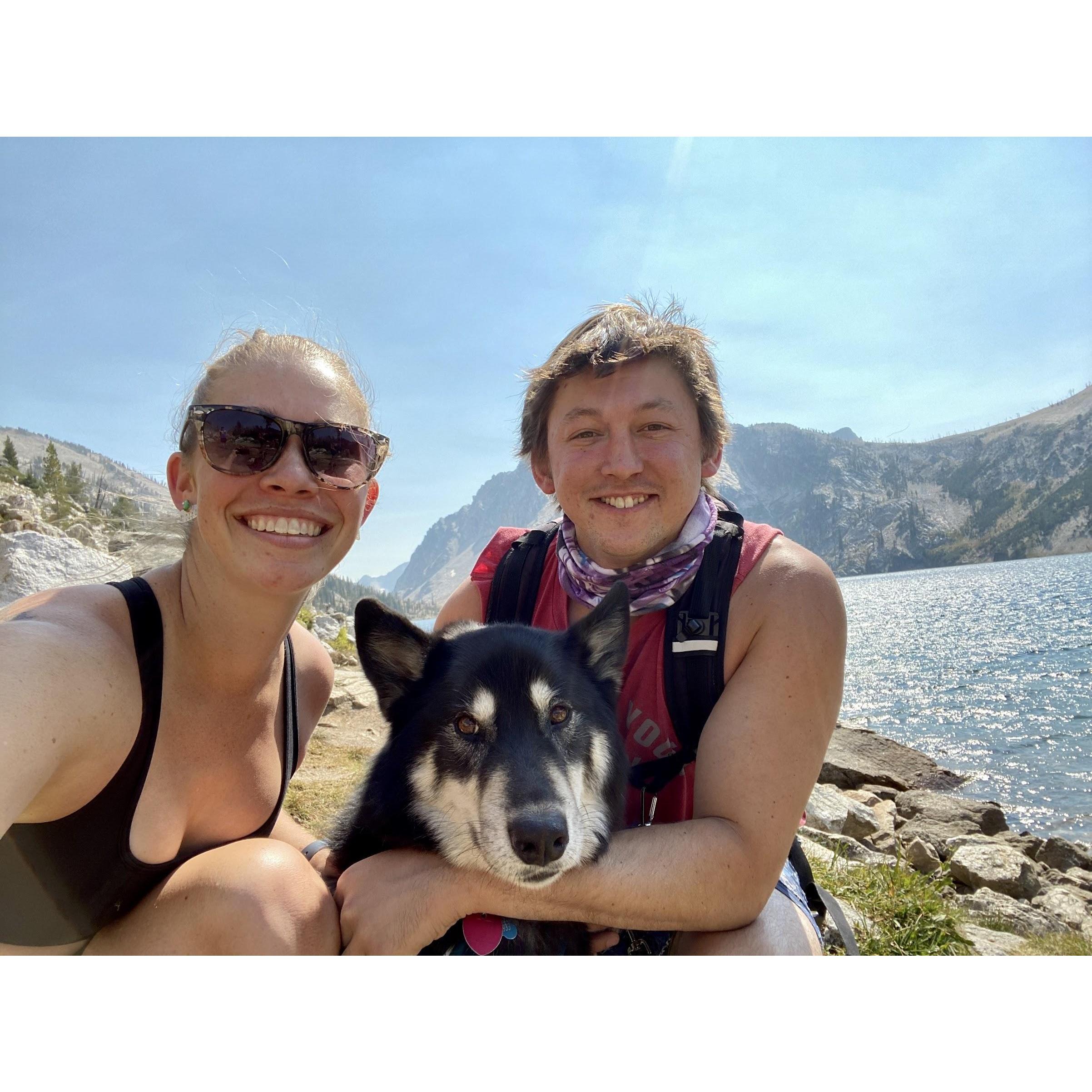 Hike up to Sawtooth Lake