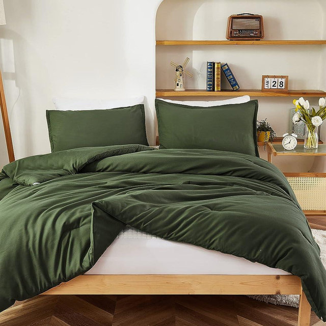 Litanika Dark Olive Green California King Comforter Set - 3 Pieces Cal King Lightweight Summer Soft Solid Bed Comforter, Oversized Fluffy Down Alternative Bedding Set (104x96In, 2 Pillowcases)