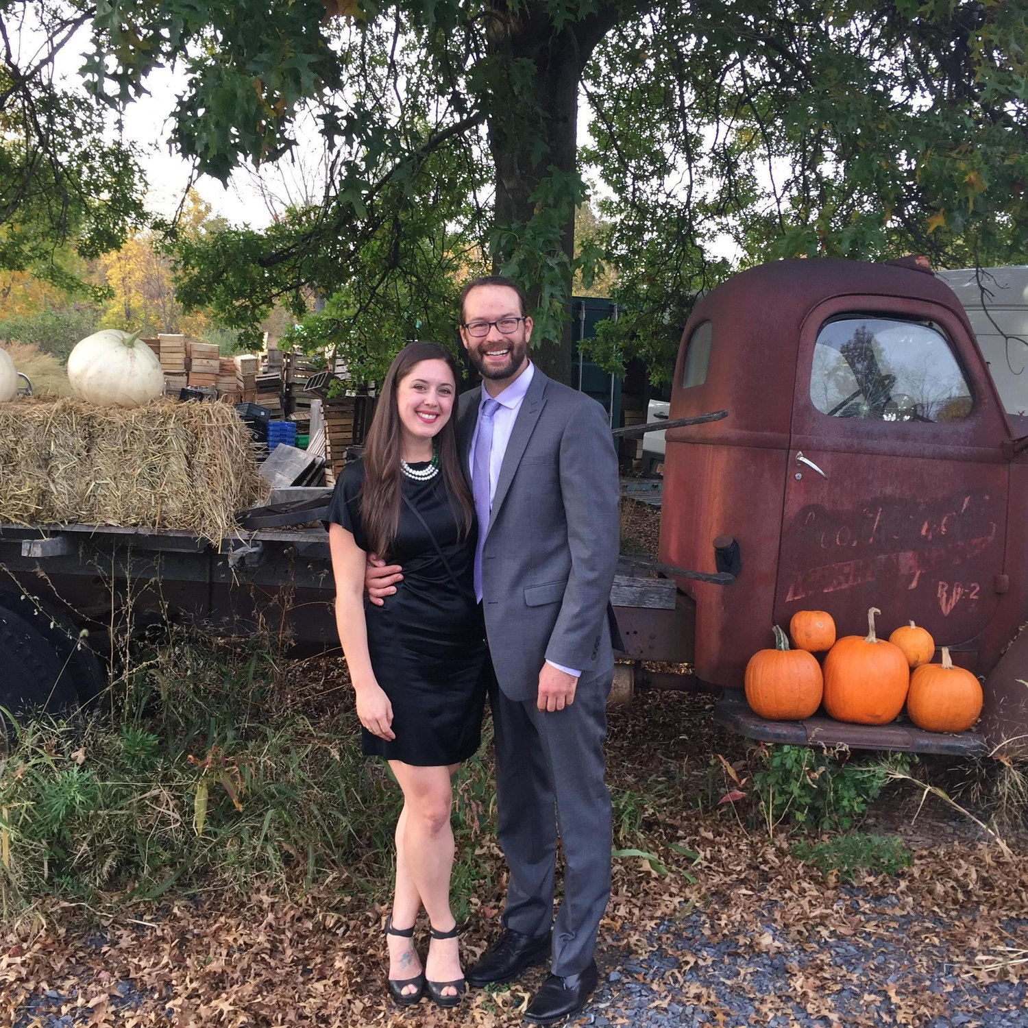 Fancy on a farm. Meagan & Brett's wedding. October 2017