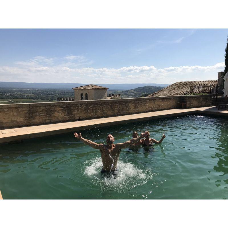 Crillon, France | He must not have been getting enough attention.