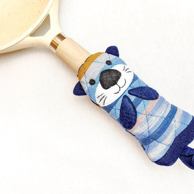 Sea Otter Skillet Pot Handle Holder | Hand Sewn Cover, Kitchen Burn Protection