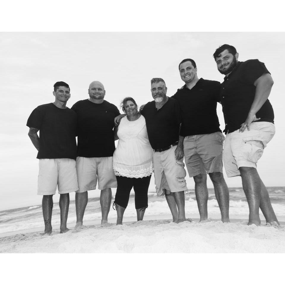 The Queen & her Men