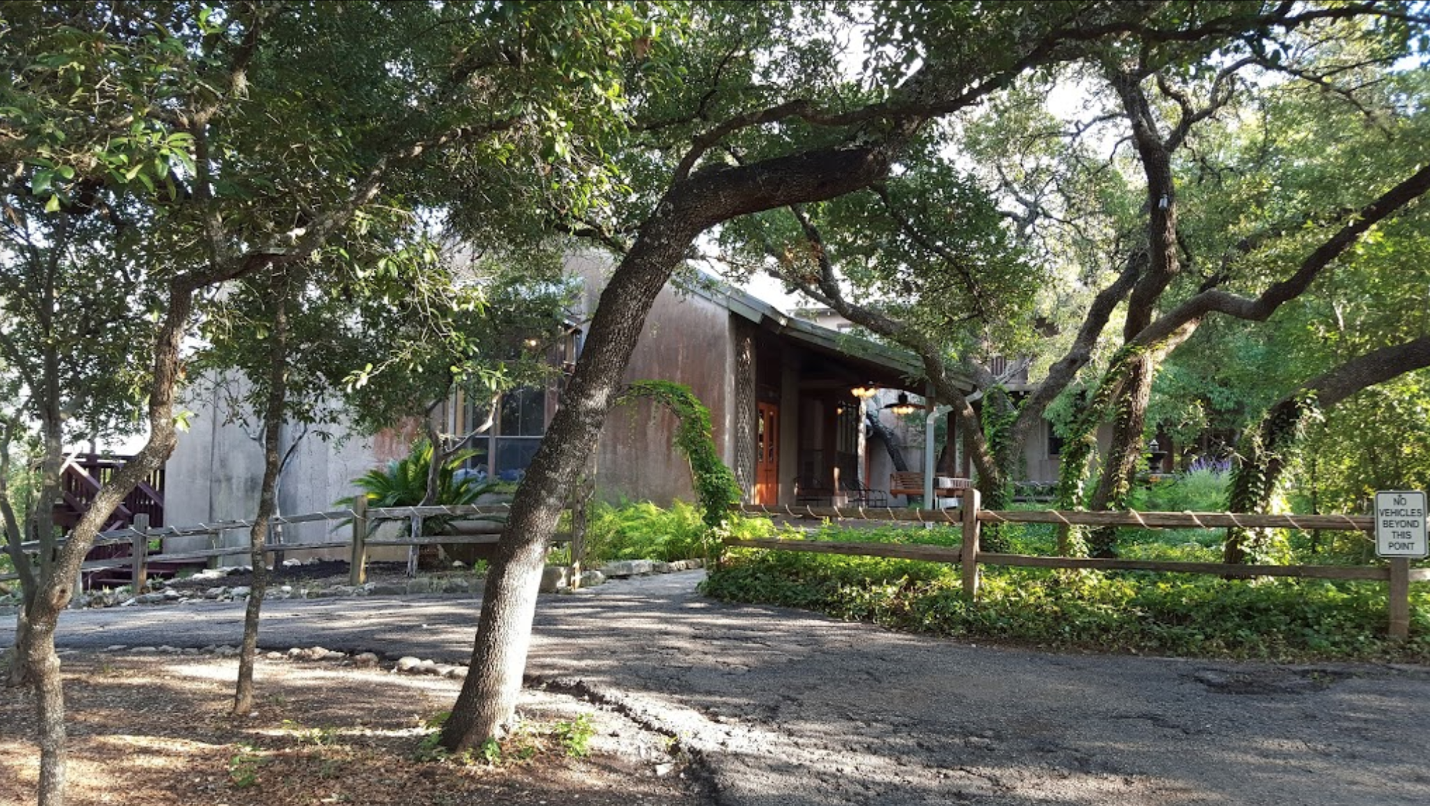 The Wedding Website of Gina Robinson and Josiah Vance
