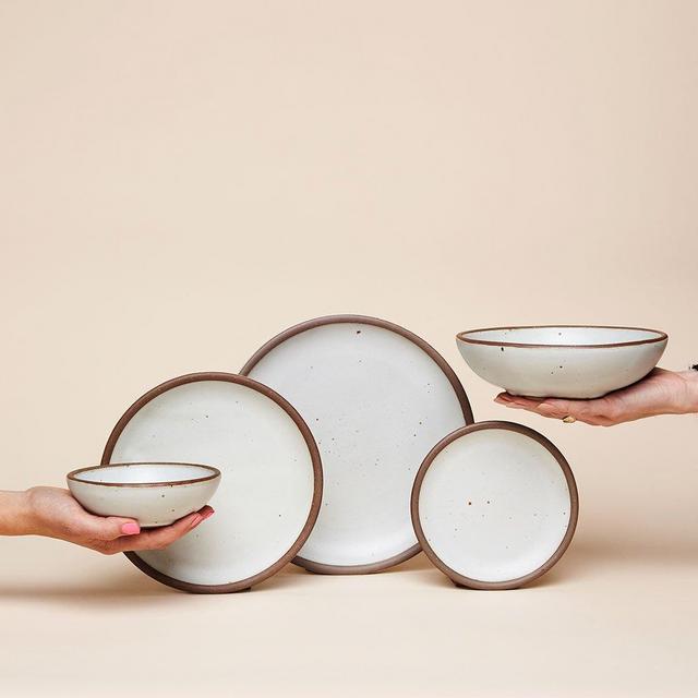 Monochrome 5-Piece Dinner Set (Color: Eggshell)