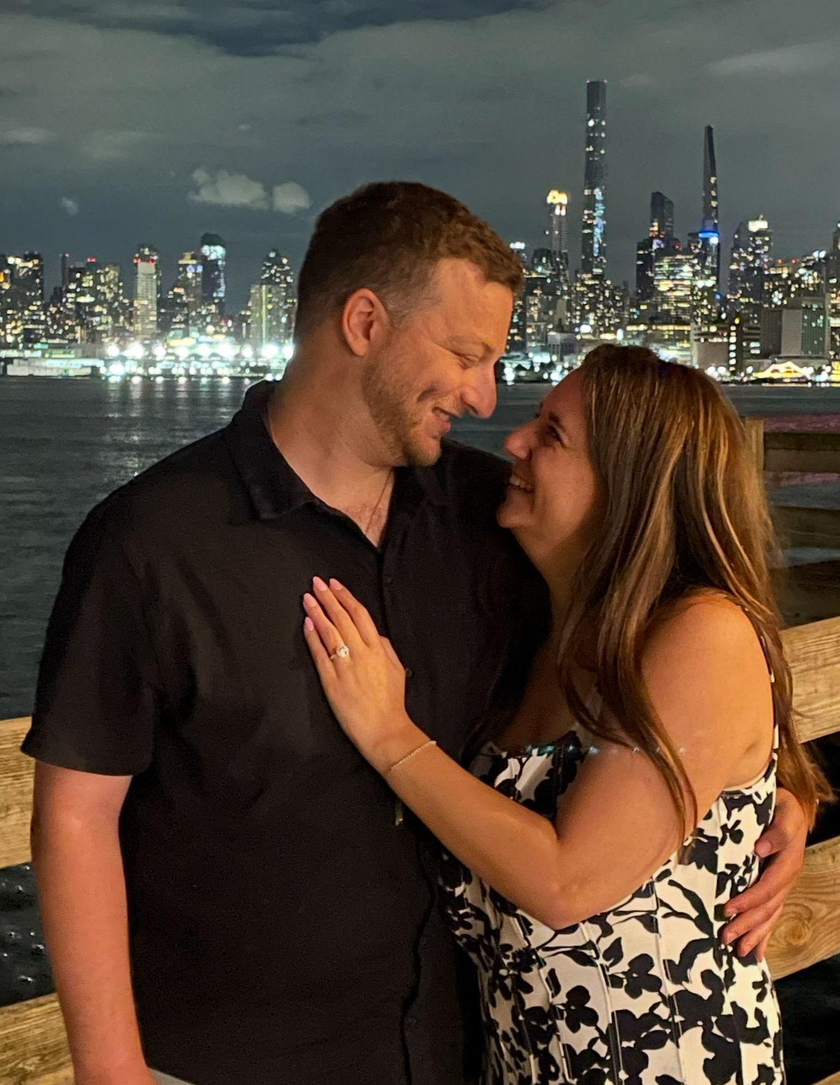 The Wedding Website of Jen Esslinger and Scott Schwartz