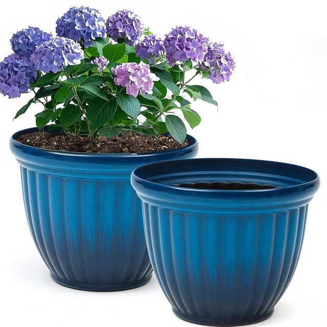 Ultym 15" Outdoor Large Flower Pots (Set of 2), Gradient Blue Plastic Planters with 3D Texture, Weather-Resistant for Garden, Patio, Porch or Indoor Use