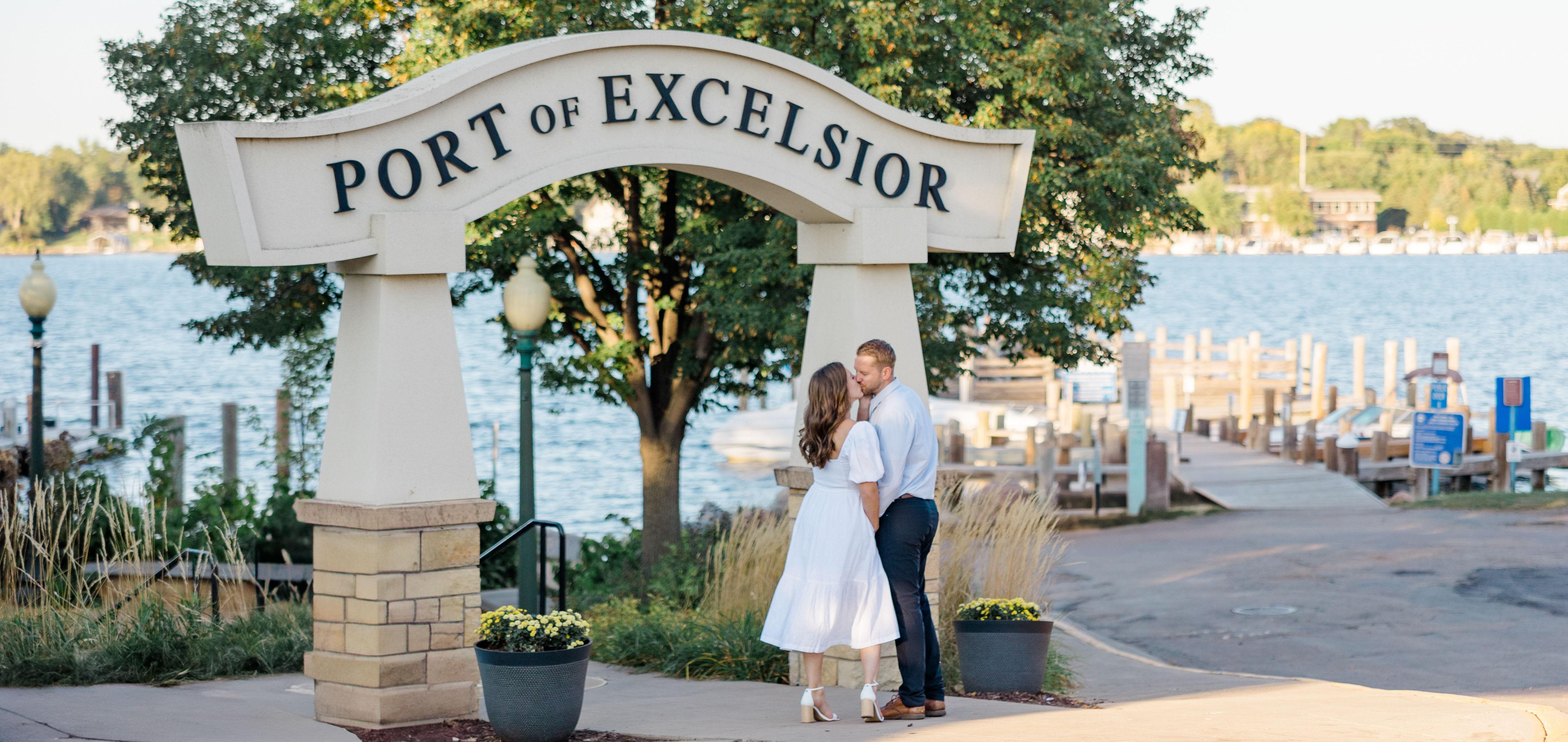 The Wedding Website of Taylor Grootwassink and Anthony Gruenhagen