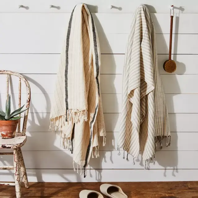 Handwoven Turkish Beach Blanket & Towel (Color: Heather Grey / Natural)