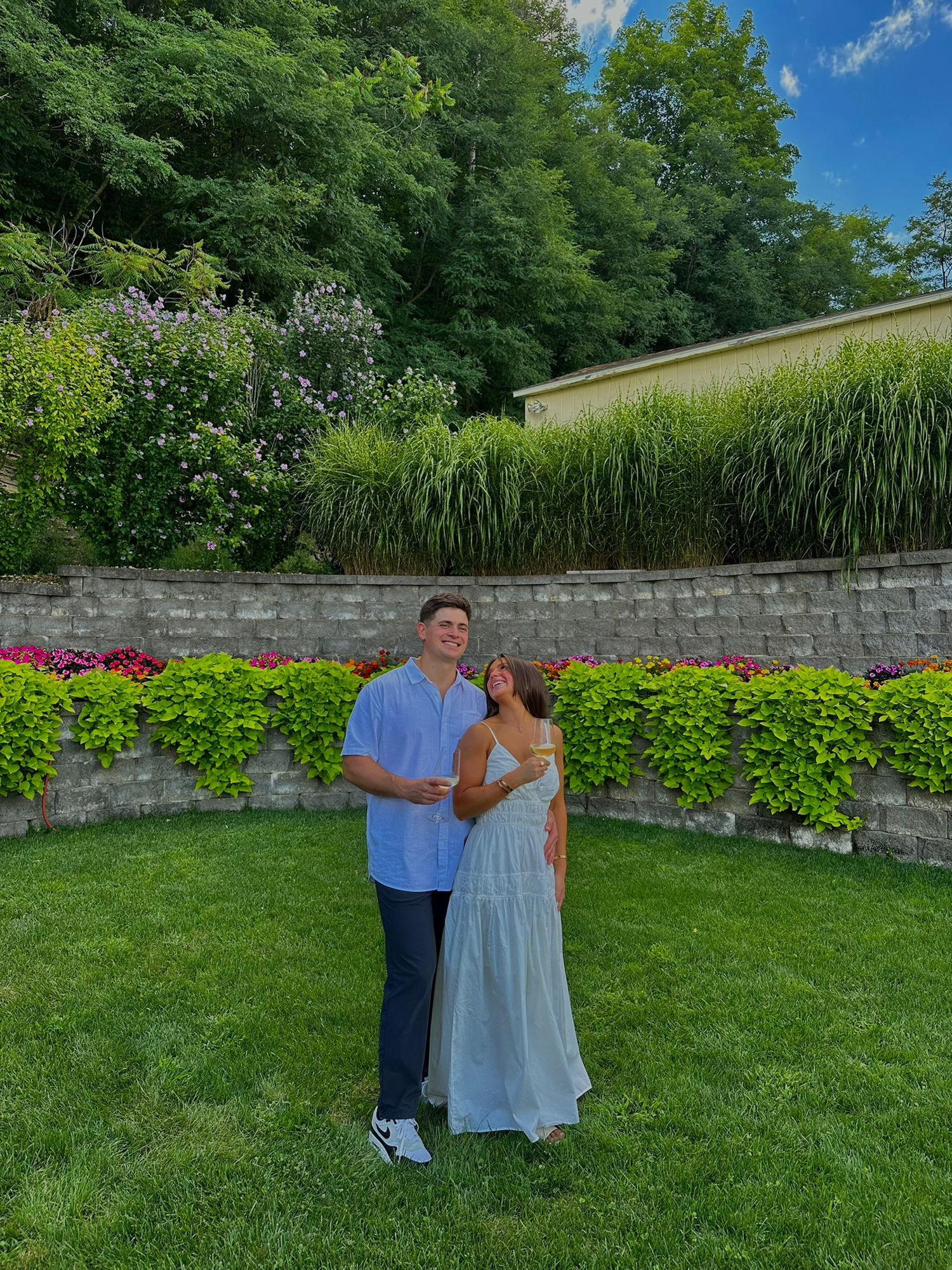 The Wedding Website of Bonnie Leigh Kwasnik and Daniel Evan Kammire
