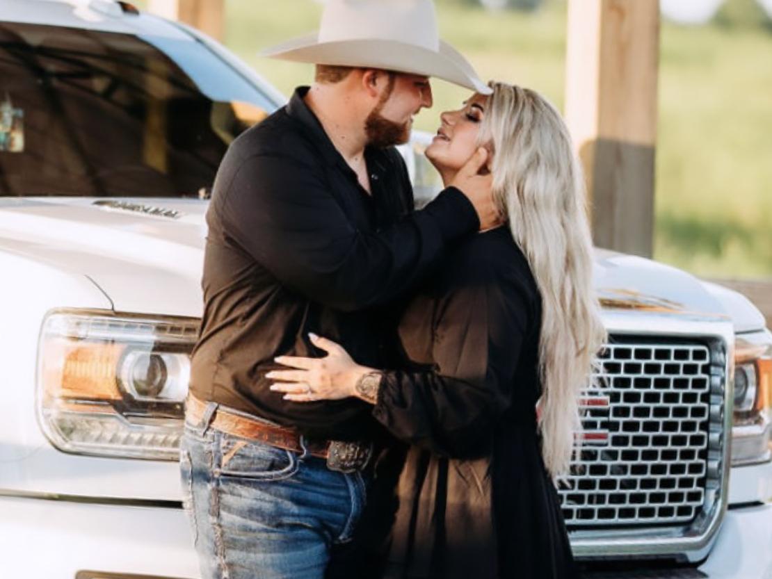 The Wedding Website of Angel Hoyt and Austin Underhill