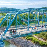 Walnut Street Bridge
