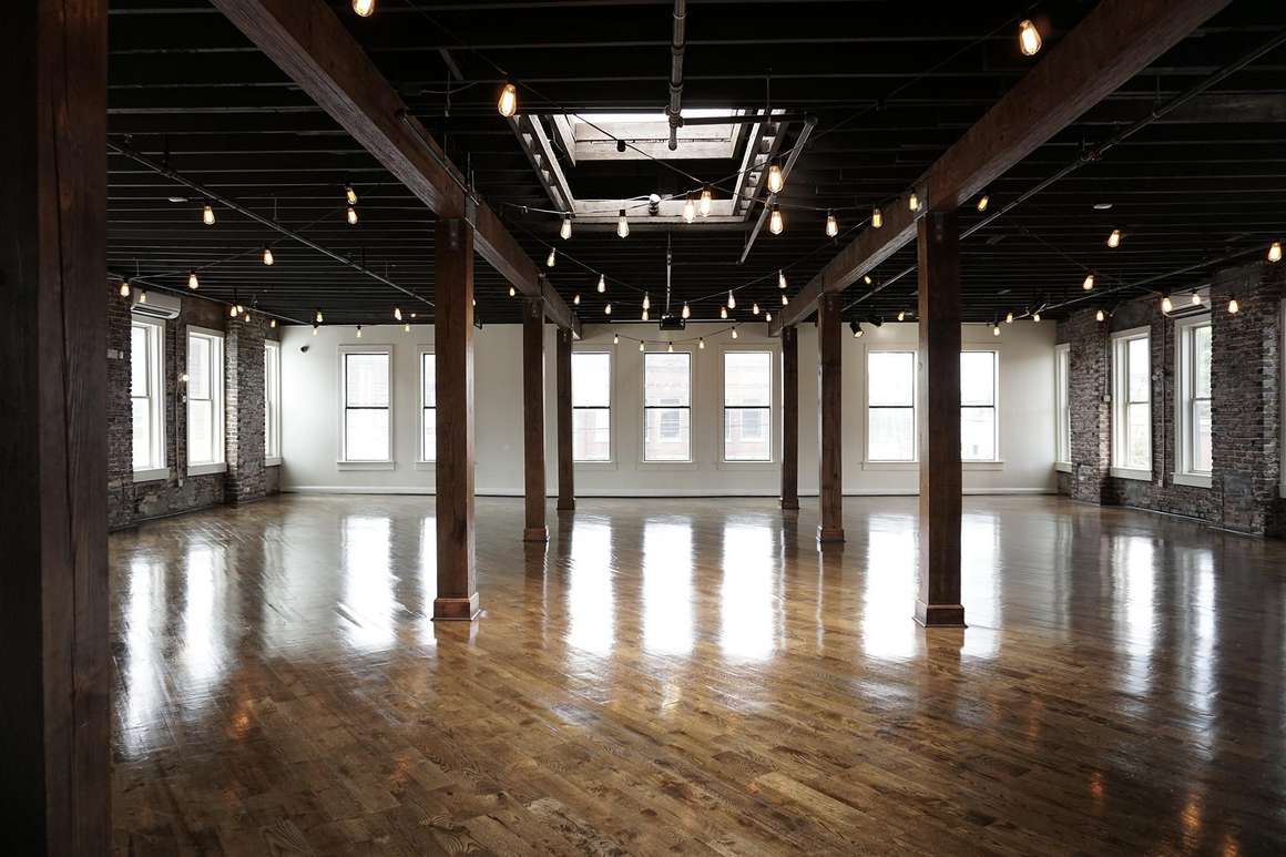 The Upstairs At Avondale Brewing Company