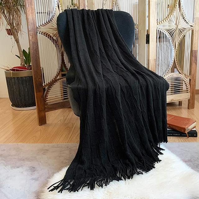 DISSA Knitted Blanket Super Soft Textured Solid Decorative Throw Blanket with Tassels Cozy Plush Lightweight Fluffy Woven Blanket for Bed Sofa Couch Cover Living Bed Room (Black, 50"x60")