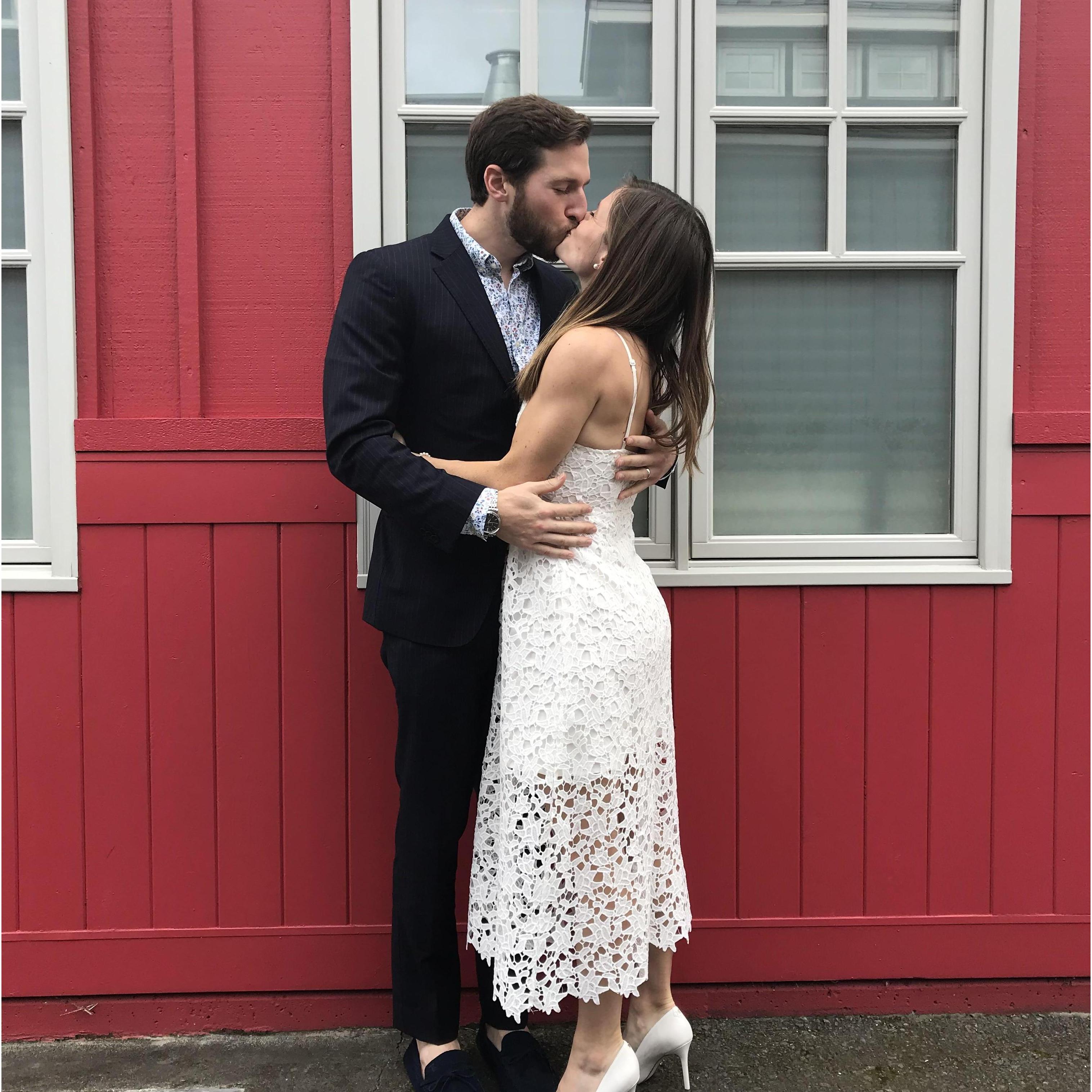Napa Valley - March 4, 2019
We had a quick courthouse wedding with our parents in Napa to get all of the legal stuff out of the way before celebrating with you!