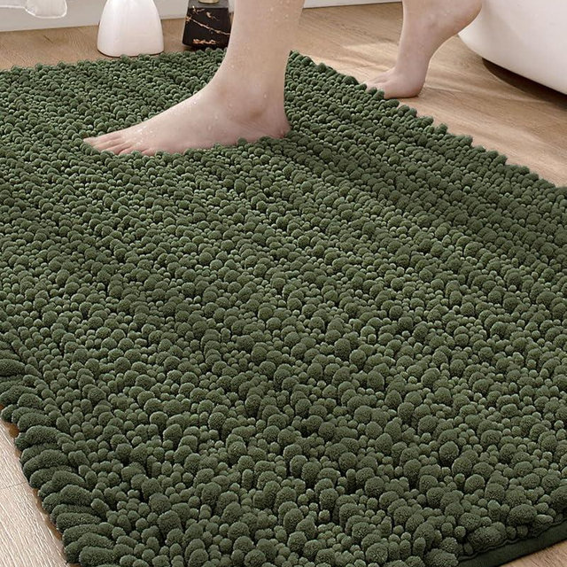 DEXI Bath Mat Rugs 24x43, Absorbent Soft Thick Chenille Floor Mats, Non Slip Machine Washable Shaggy Bathmat for Tub, Shower Room, Bathroom Accessories Decor, Olive Green