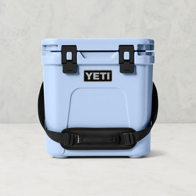 YETI Roadie Hard Cooler 24 2.0, Big Sky Blue