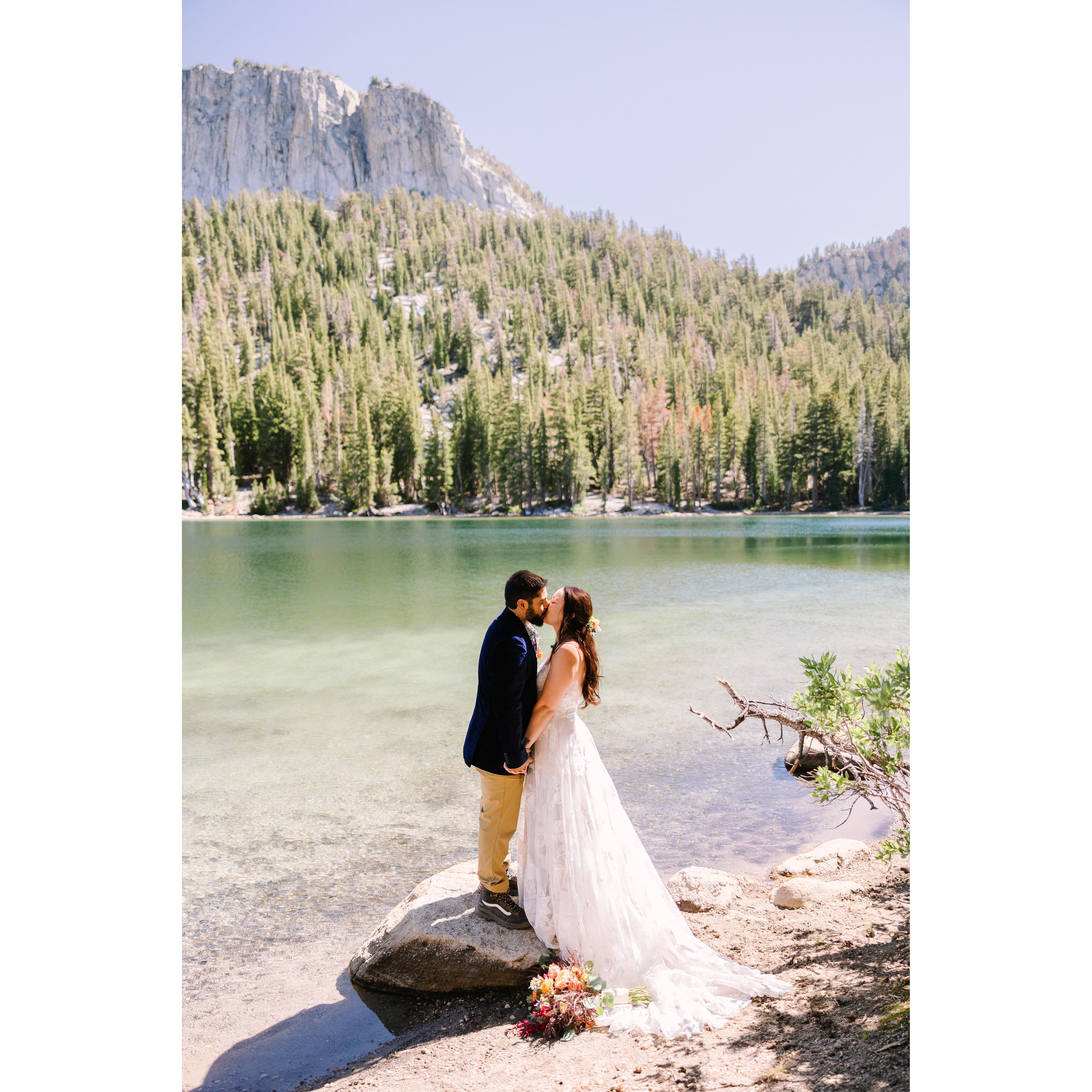 First kiss as wife and husband 