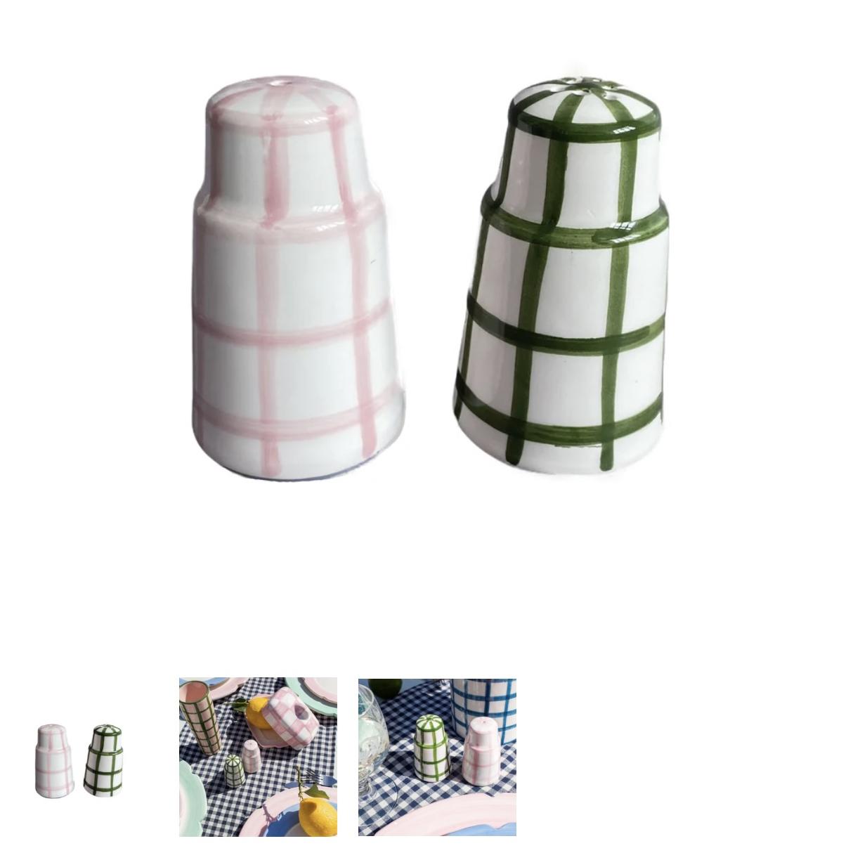 VAISSELLE: Gingham Salt & Pepper Dispenser