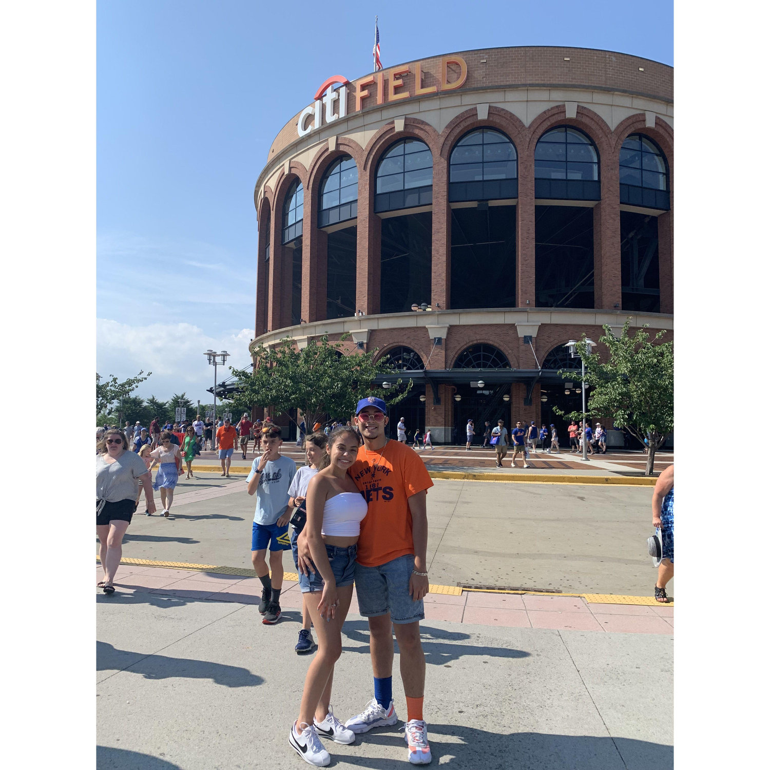 Kelsey had always been a Yankee fan, but when Brian and his family took her to her first Met game, everything changed she became a Met fan that day.