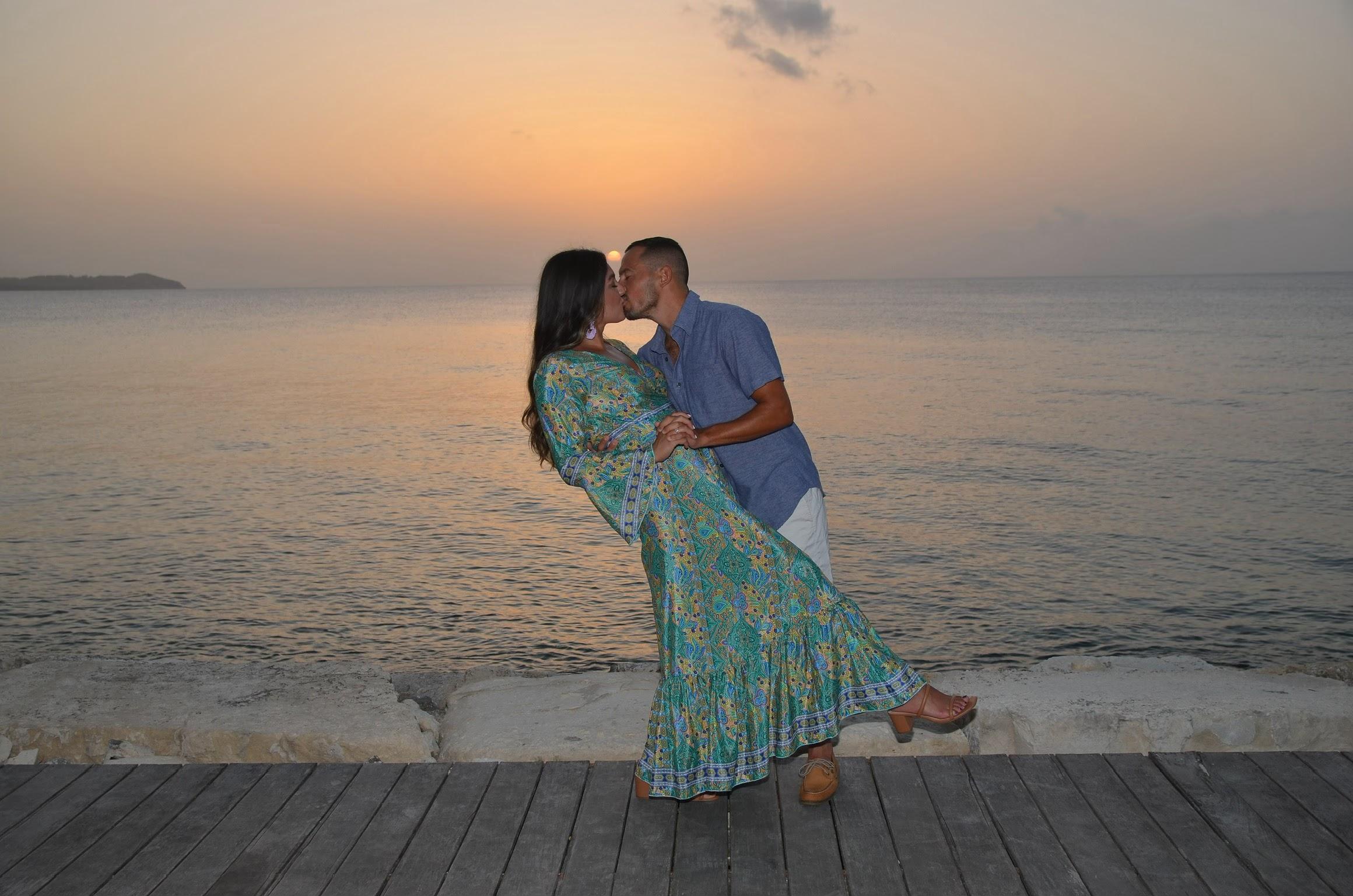 The Wedding Website of Vincent Caccavale and Paula Tello
