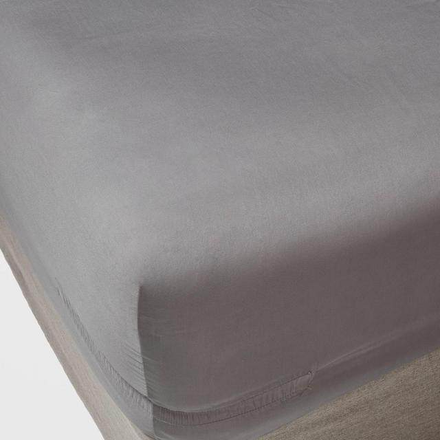 Queen 400 Thread Count Performance Fitted Sheet Dark Gray - Threshold™: Cotton Sateen, Machine Washable, Fits 18" Mattress