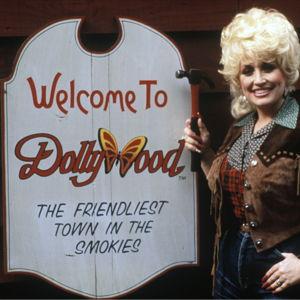 "Mini-Moon" to Dollywood!