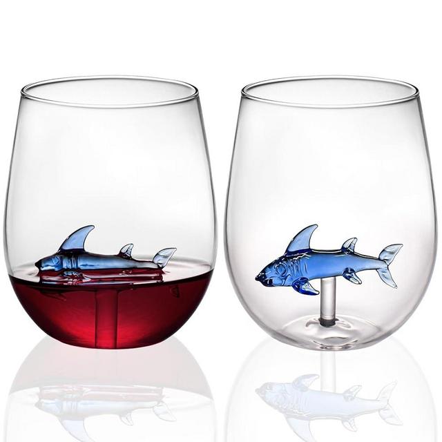 Handcrafted Shark Wine Glass - Personalized Set of 2 with 3D Sharks Inside - Red Wine Glasses - Unique Shark Lover Gifts - Ideal for Parties, Birthdays, Weddings - 14 oz Capacity (Blue)