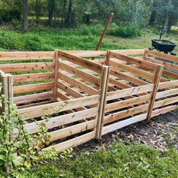 Composter bin bracket set