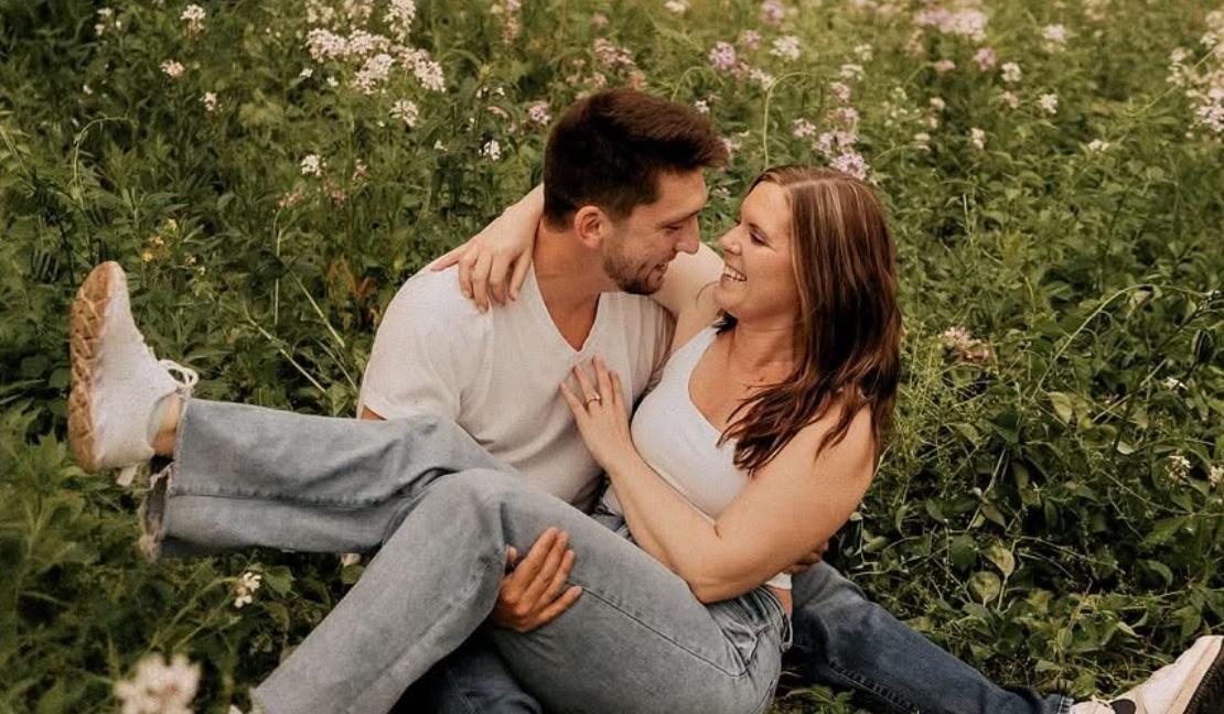 The Wedding Website of Ashton DeMoss and John Sholund