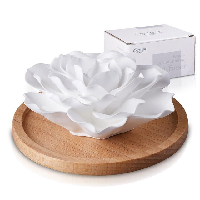 Passive Essential Oil Diffuser,Aromatherapy Passive Mini Ceramic Essential Oil Small Diffuser for Desk Office Home Gift (Roses)