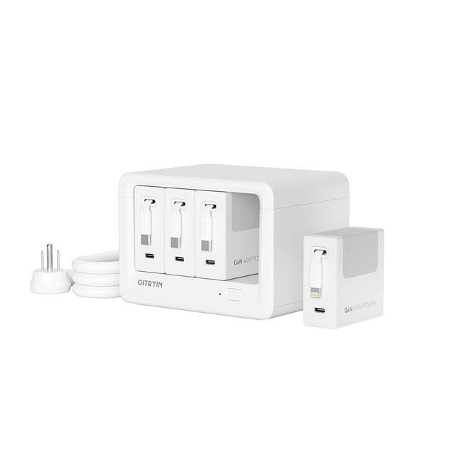 Gitryin 12-in-1 Desktop Charging Station with 3 Retractable Type-C Chargers and 1 Lightning Charger, 40W USB-C Power Strip with 33.5in Cable, Extension Cord with 1020J Surge Protection for Home Office