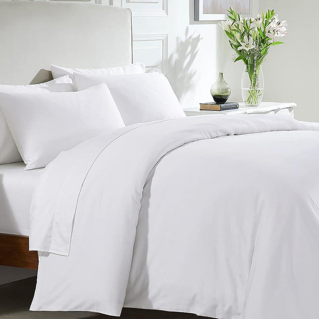 California Design Den 100% Cotton Duvet Cover - Premium 400 Thread Count Comforter Cover, Soft Sateen Weave, Button Closure and Corner Ties (1 Piece, Pure White, Queen)