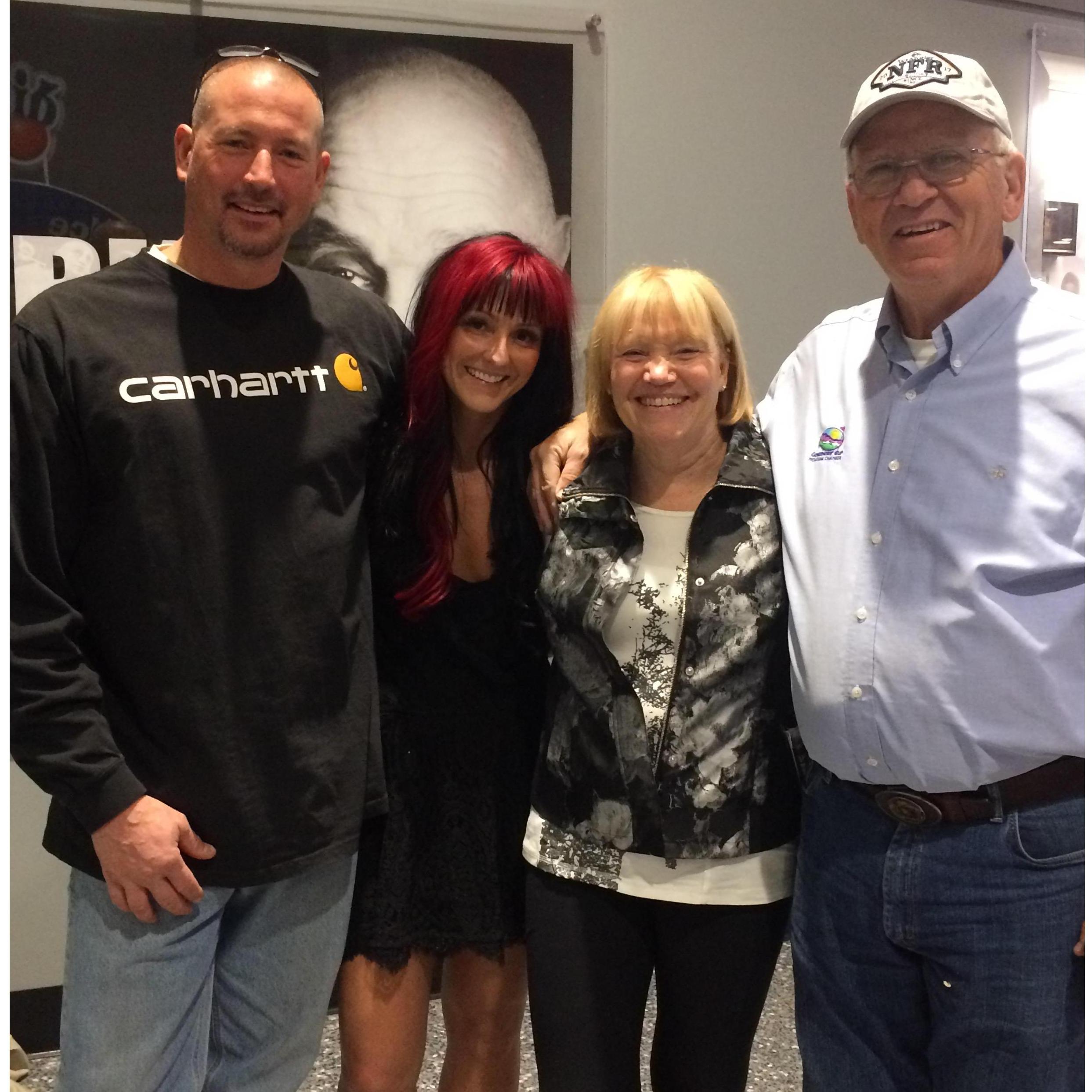 FUN NIGHT AT THE RODEO IN VEGAS WITH PARENTS