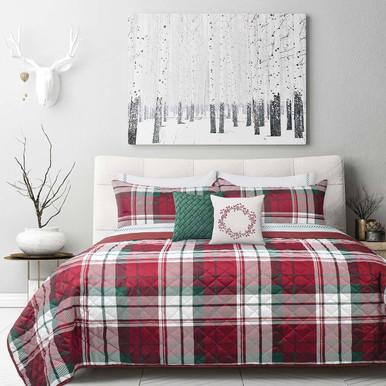 Safdie & Co. Inc Holiday Plaid Quilt & Sham Set