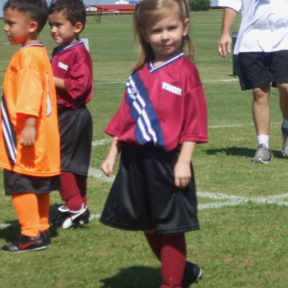 We found the old soccer pictures of us and they are the cutest thing ever🥹🥹