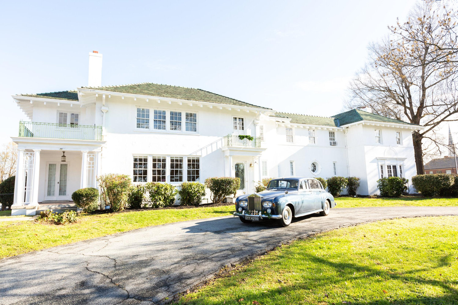 The Wedding Website of Gabriela Cruz Camero and Zach Delli