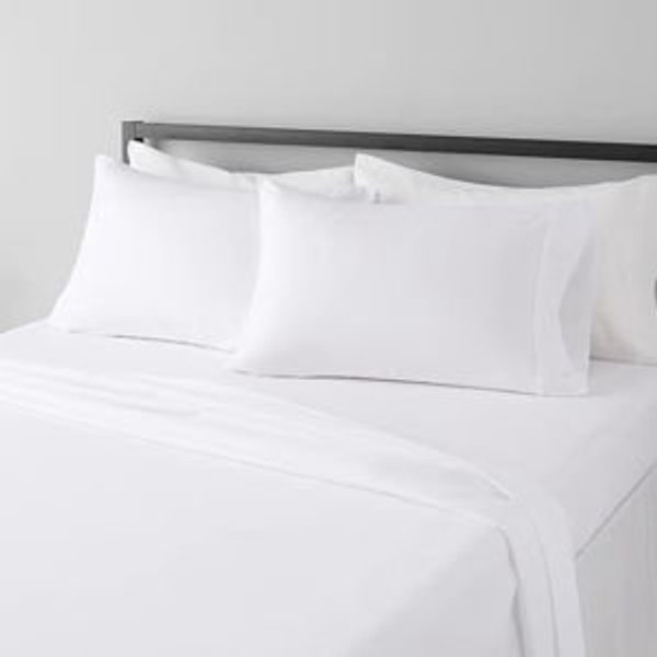 Amazon Basics Lightweight Super Soft Breathable Wrinkle-Resistant Microfiber 4-Piece Bed Sheet Set with 14-Inch Deep Pockets, Queen, Bright White, Solid