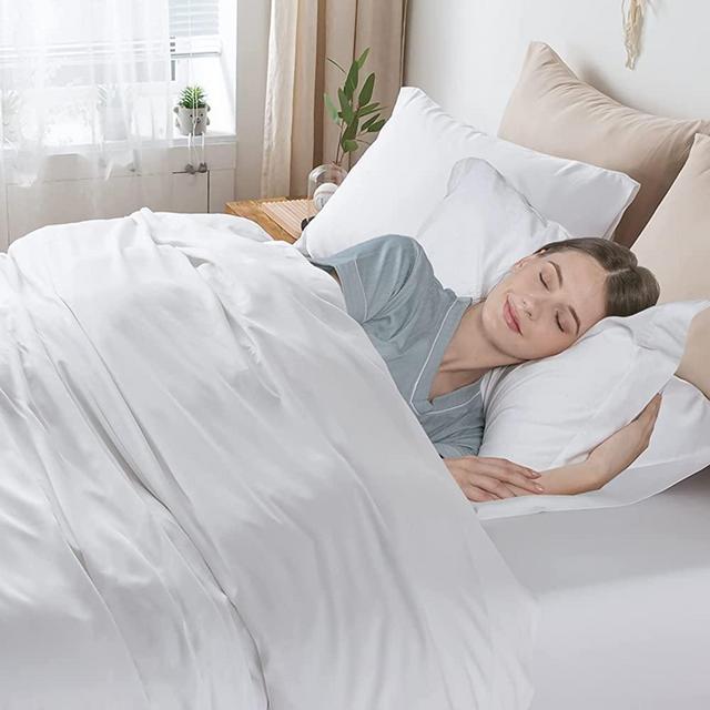 DOWNCOOL 100% Bamboo Sheets California King - 4PCs White Cooling Sheet Set - 16 Inches Deep Pocket Sheets for Hot Sleeper - Silky Bed Sheets California King Set , Hotel Sheet & Pillowcase Sets