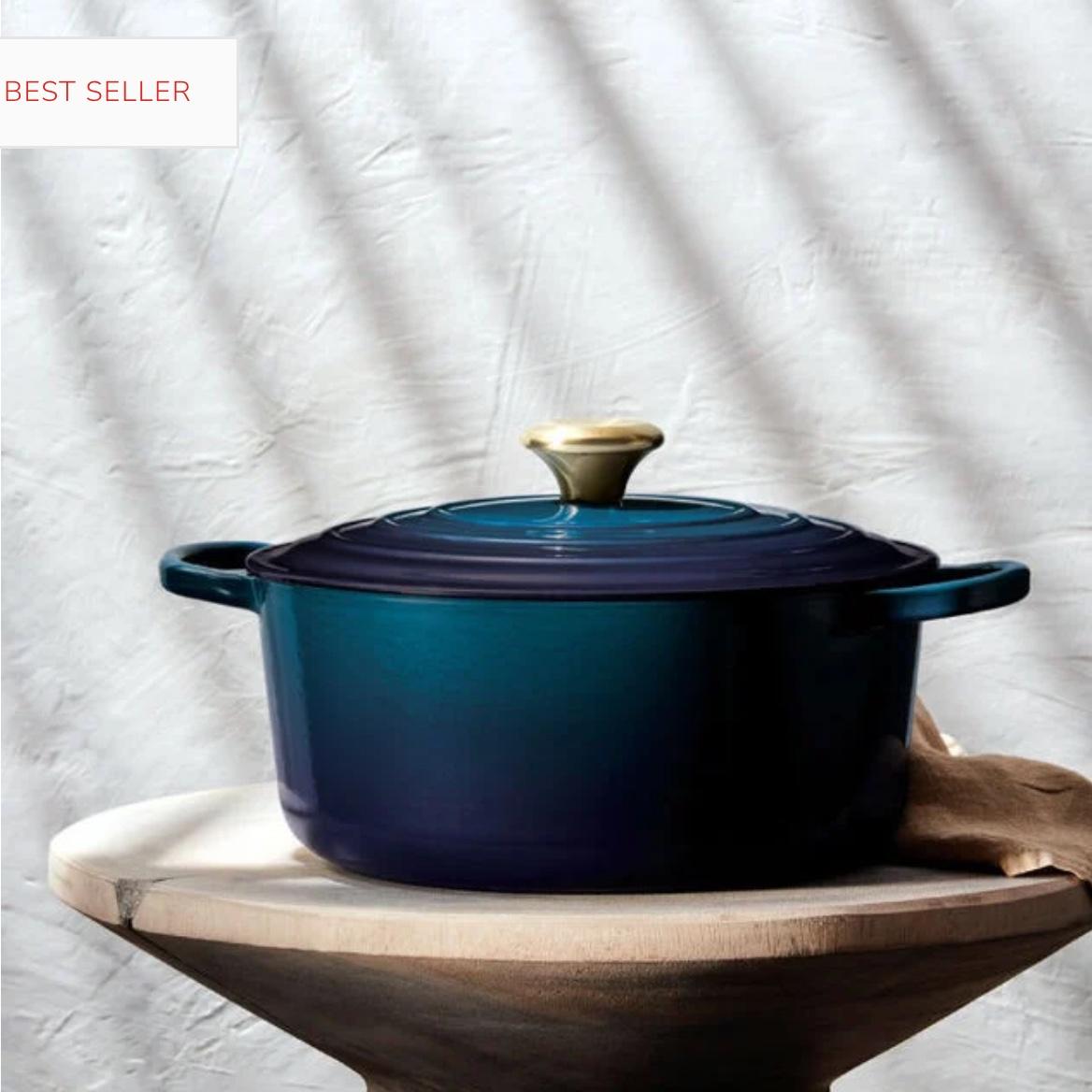 Signature Round Dutch Oven in ‘Agave’