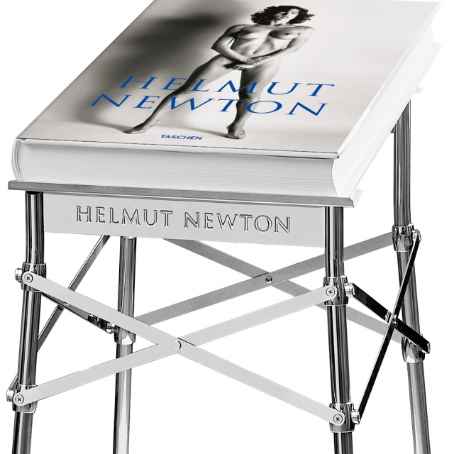 Helmut Newton. BABY SUMO