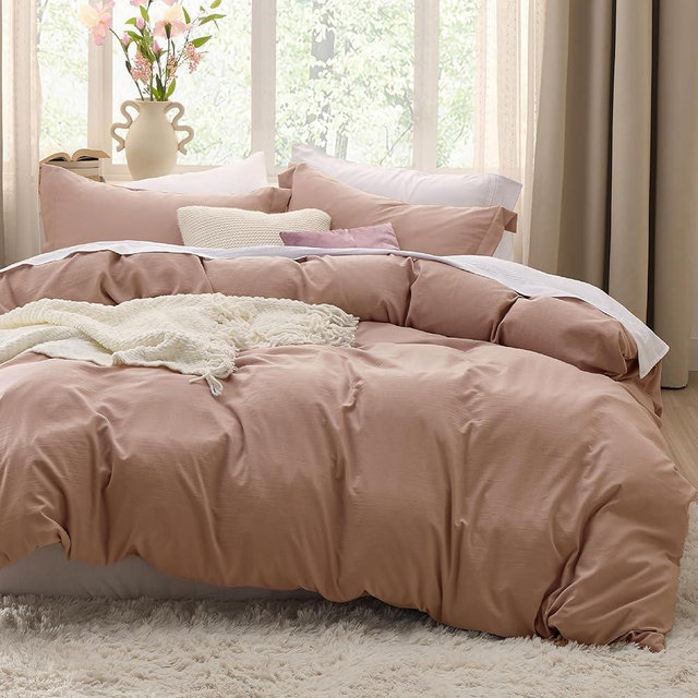 Bedsure Mocha Mousse Duvet Cover King Size - 3 Pieces Prewashed Extra Soft Bedding Set, Includes 1 Duvet Cover 104x90 Inches with Zipper Closure & 2 Pillow Shams, Comforter Not Included