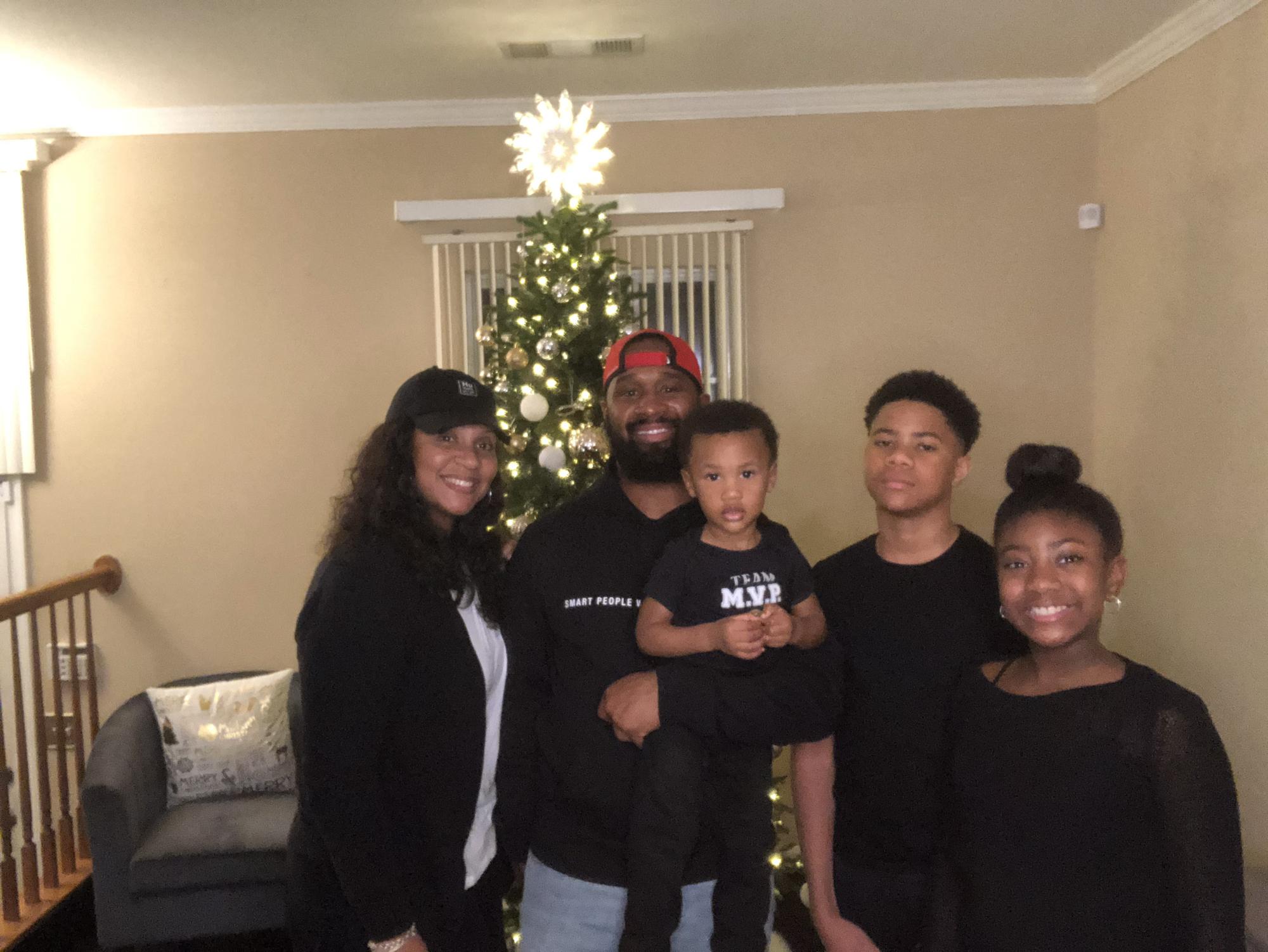 Party of 5’s First Christmas in our home (2020)