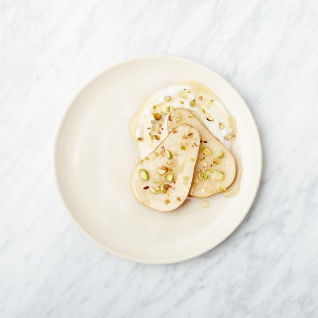 Visto Cream Stoneware Salad Plate